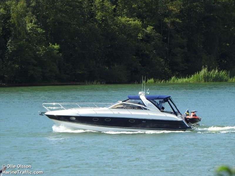 lova (Pleasure craft) - IMO , MMSI 265715310, Call Sign SE5907 under the flag of Sweden