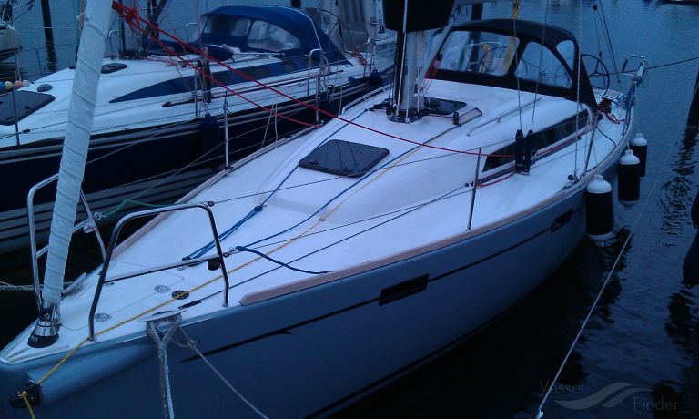 insieme (Sailing vessel) - IMO , MMSI 265764350, Call Sign SE9803 under the flag of Sweden