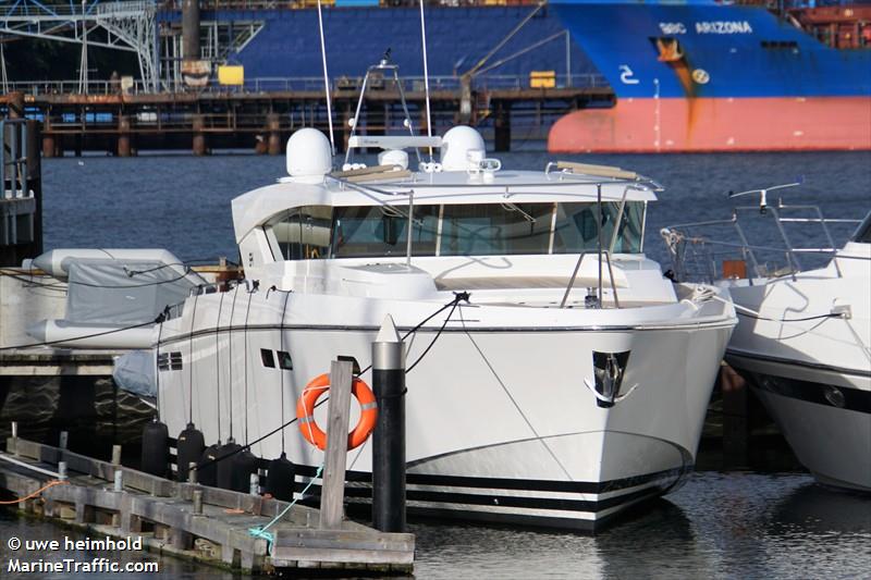 nasa (Pleasure craft) - IMO , MMSI 265765640, Call Sign SHRP under the flag of Sweden
