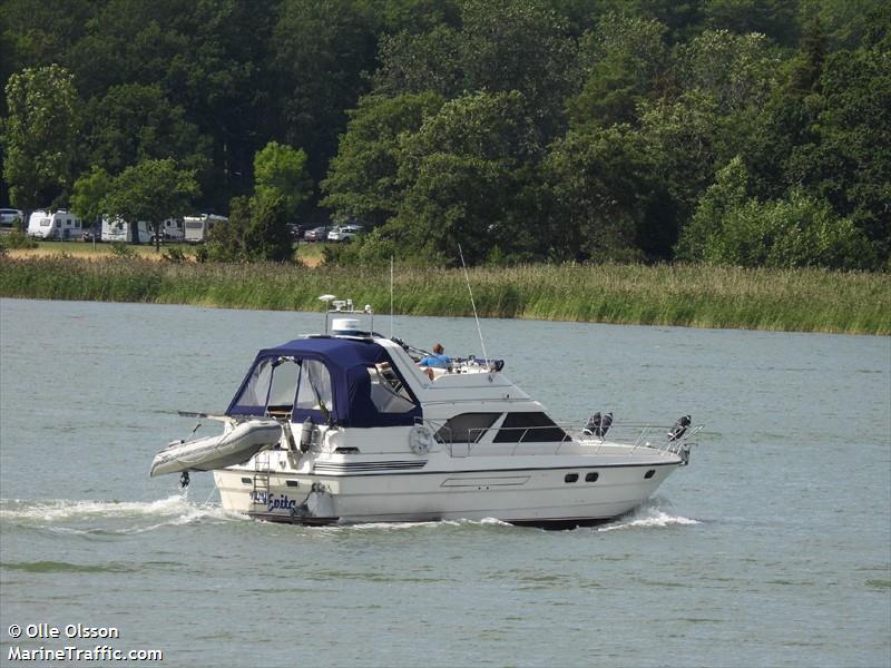 evita (Pleasure craft) - IMO , MMSI 265819710, Call Sign SA9961 under the flag of Sweden