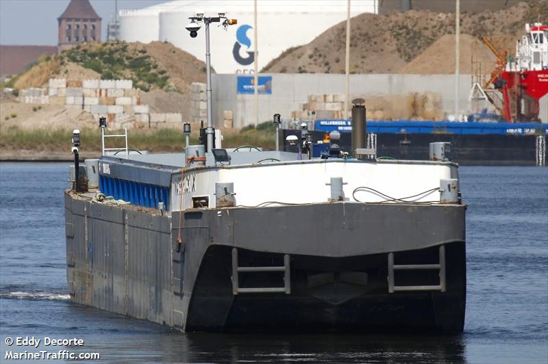 watertruck x (Unknown) - IMO , MMSI 205554390, Call Sign OT5543 under the flag of Belgium