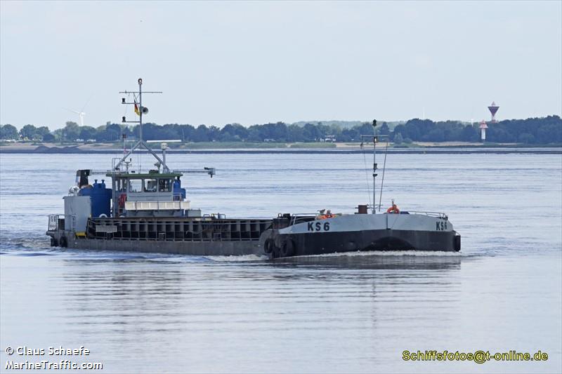 ks 6 (Cargo ship) - IMO , MMSI 211220910, Call Sign DA2604 under the flag of Germany