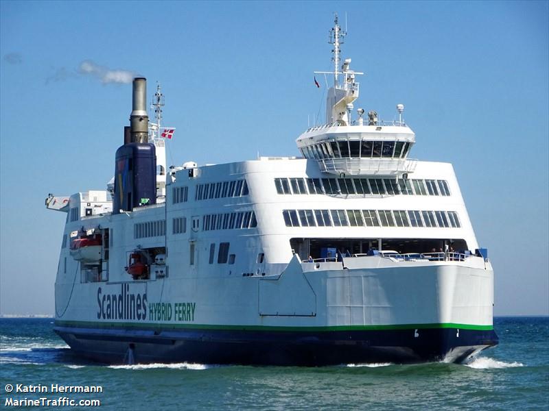 prinsesse benedikte (Passenger/Ro-Ro Cargo Ship) - IMO 9144421, MMSI 219000431, Call Sign OYDX2 under the flag of Denmark