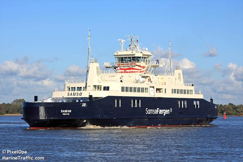 lolland (Passenger/Ro-Ro Cargo Ship) - IMO 9594690, MMSI 219016555, Call Sign OYRK under the flag of Denmark