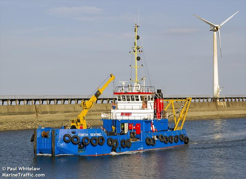 forth sentinel (Utility Vessel) - IMO 9031040, MMSI 235066369, Call Sign MNWK 6 under the flag of United Kingdom (UK)