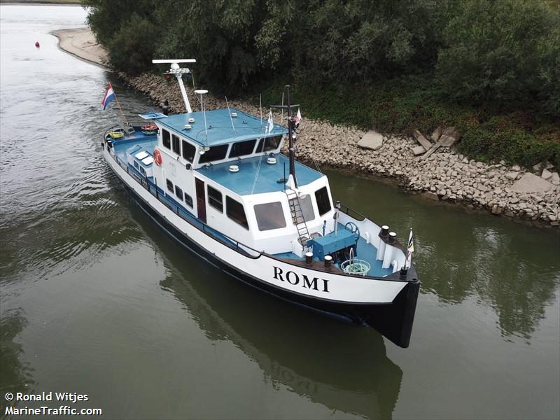 romi (Tug) - IMO , MMSI 244181747, Call Sign PH7663 under the flag of Netherlands