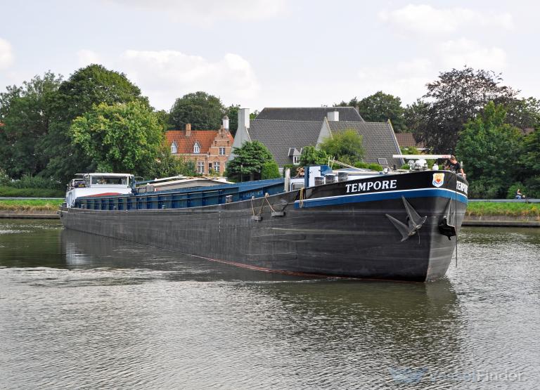 tempore (Cargo ship) - IMO , MMSI 244730507, Call Sign PD2053 under the flag of Netherlands