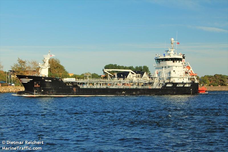 fox luna (Oil Products Tanker) - IMO 9390458, MMSI 265610040, Call Sign SIJK under the flag of Sweden