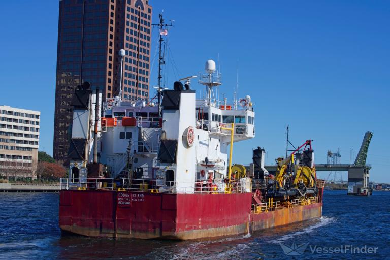 dodge island (Hopper Dredger) - IMO 7917800, MMSI 303589000, Call Sign WDB4450 under the flag of Alaska