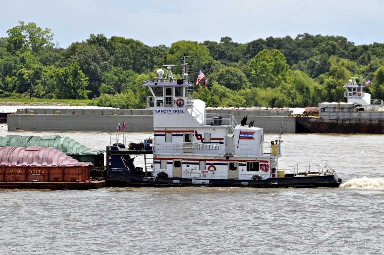 safety goal (Towing vessel) - IMO , MMSI 367702440, Call Sign WDI4828 under the flag of United States (USA)