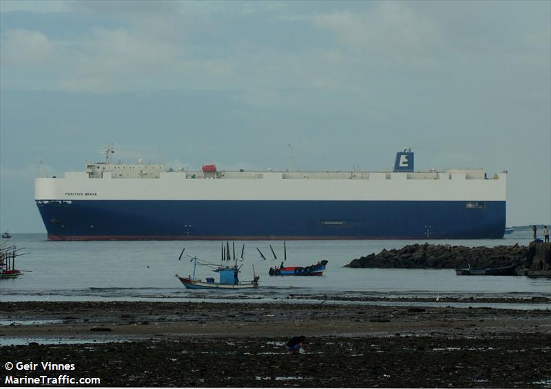 universal leader (Crude Oil Tanker) - IMO 9837597, MMSI 374904000, Call Sign 3FPQ7 under the flag of Panama