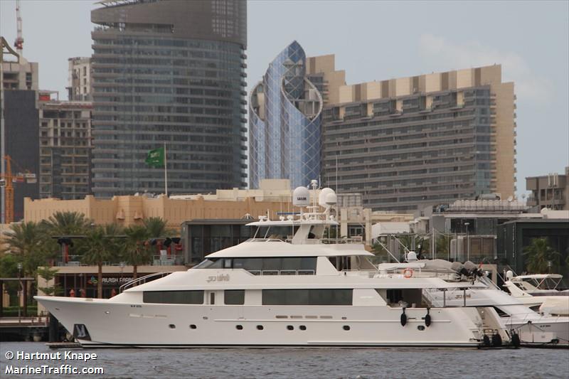 shawaf dubai (Pleasure craft) - IMO , MMSI 470955000, Call Sign A6E3113 under the flag of UAE