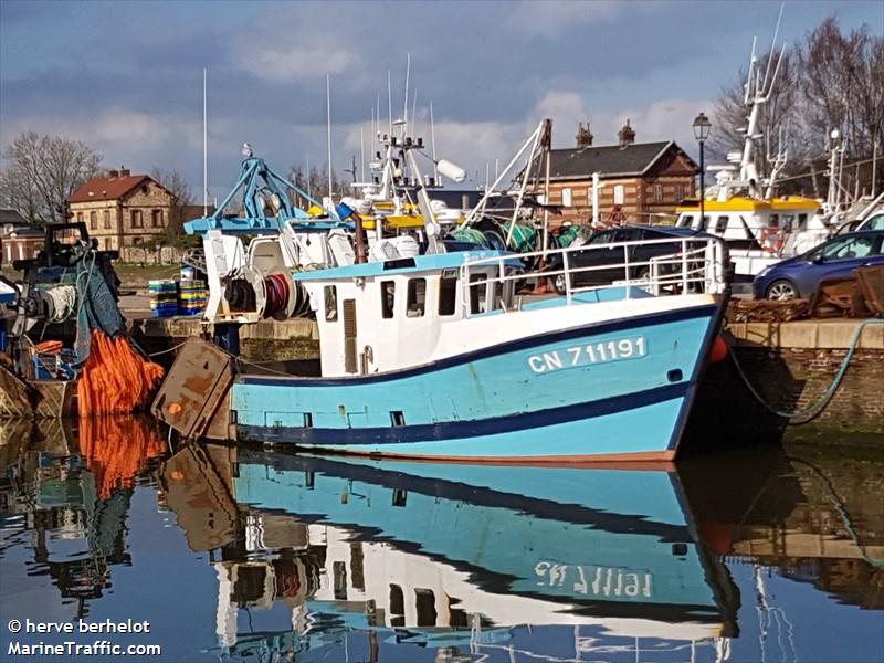 fv petit bambino (Fishing vessel) - IMO , MMSI 227589970, Call Sign FW8015 under the flag of France