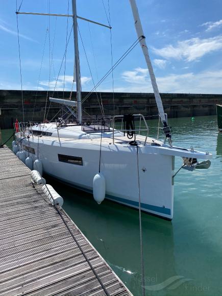 grace under pressure (Sailing vessel) - IMO , MMSI 232028134, Call Sign MHMZ3 under the flag of United Kingdom (UK)