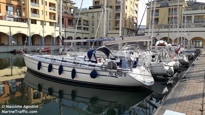 la belle (Sailing vessel) - IMO , MMSI 247328750 under the flag of Italy