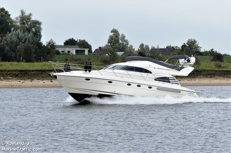 phantom (Pleasure craft) - IMO , MMSI 211334580, Call Sign DOAC2 under the flag of Germany