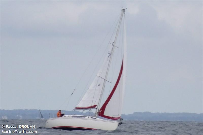 lulu la nantaise (Pleasure craft) - IMO , MMSI 227119920, Call Sign FW2228 under the flag of France