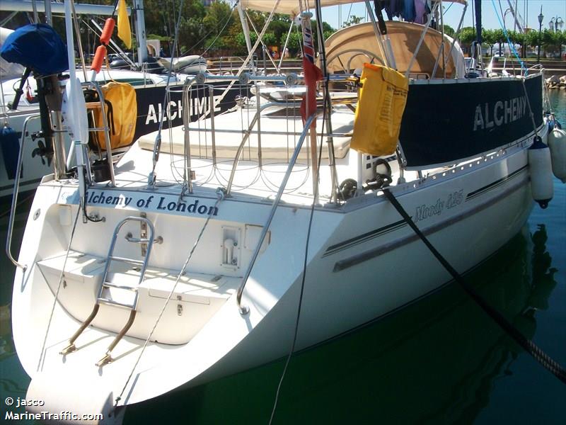 alchemy of london (Pleasure craft) - IMO , MMSI 235002181, Call Sign ZNJP8 under the flag of United Kingdom (UK)