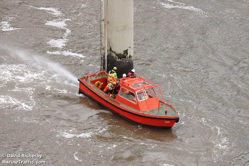 gig boat auk (Port tender) - IMO , MMSI 235096007, Call Sign 2GBM2 under the flag of United Kingdom (UK)