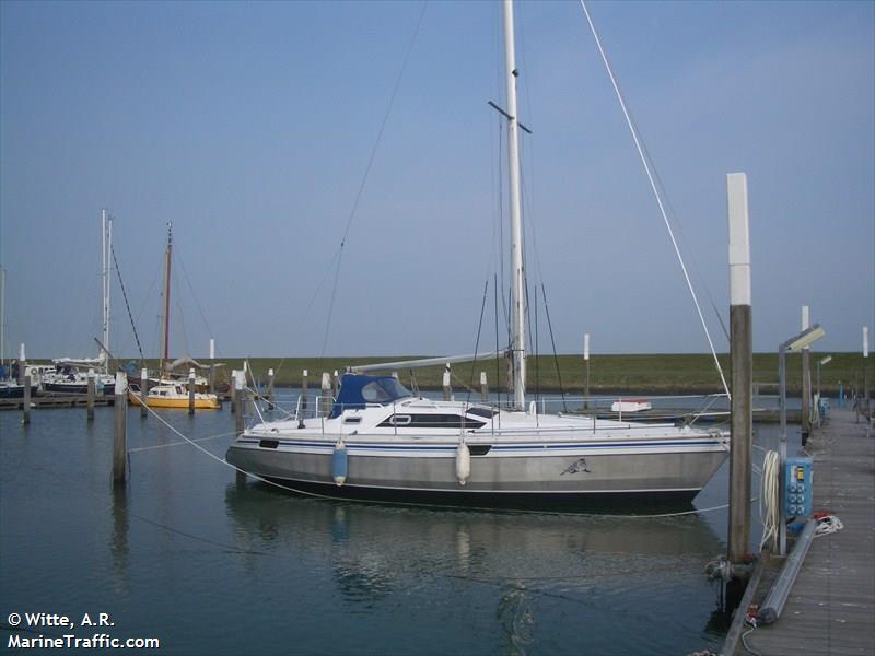 phoque (Sailing vessel) - IMO , MMSI 244650112, Call Sign PE2598 under the flag of Netherlands