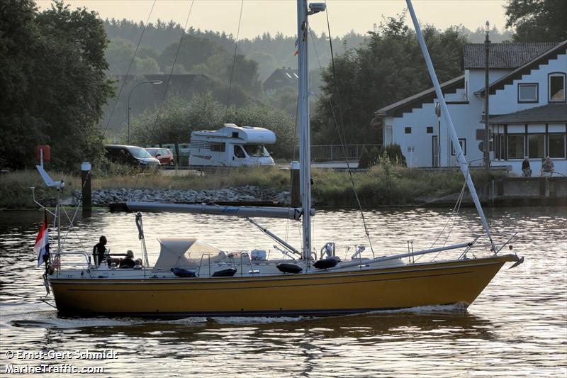 zest (Sailing vessel) - IMO , MMSI 244790392, Call Sign PI 7175 under the flag of Netherlands
