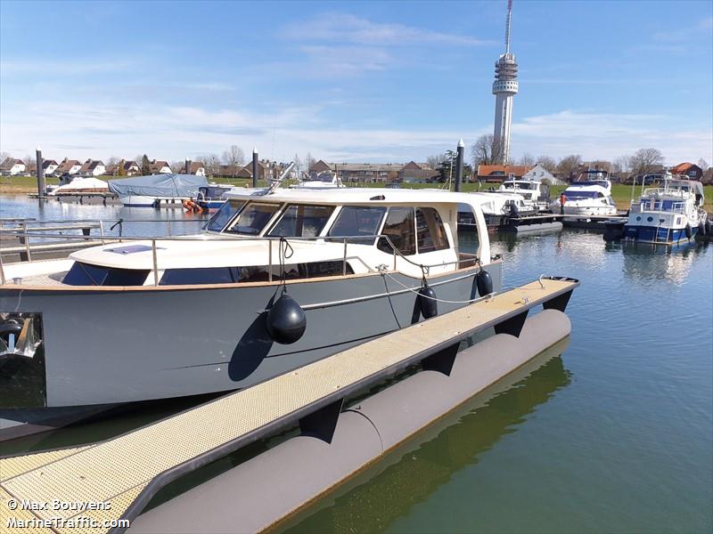 refuge (Pleasure craft) - IMO , MMSI 244810908, Call Sign PD2724 under the flag of Netherlands