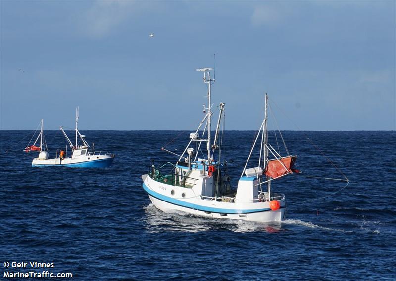 meskjaer (Fishing vessel) - IMO , MMSI 257418120, Call Sign LM8387 under the flag of Norway