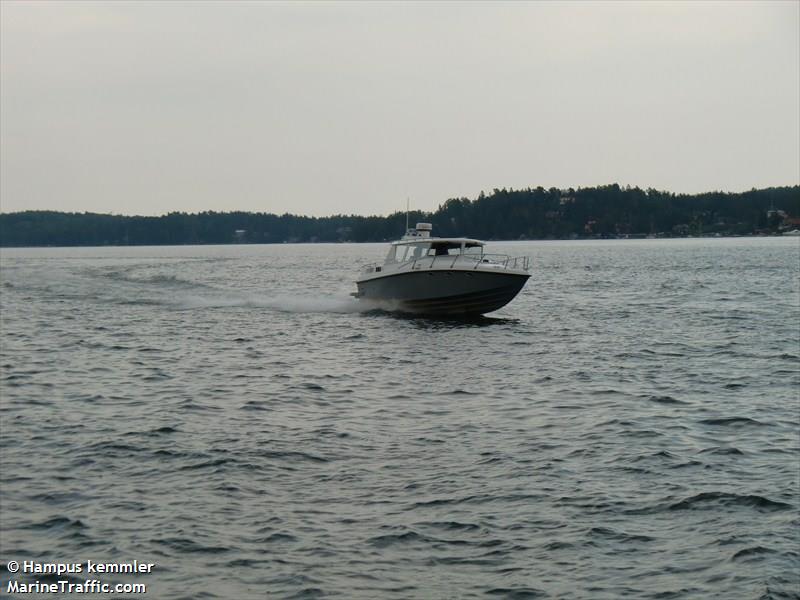 snurre spratt (Pleasure craft) - IMO , MMSI 265698520, Call Sign 8SY6439 under the flag of Sweden