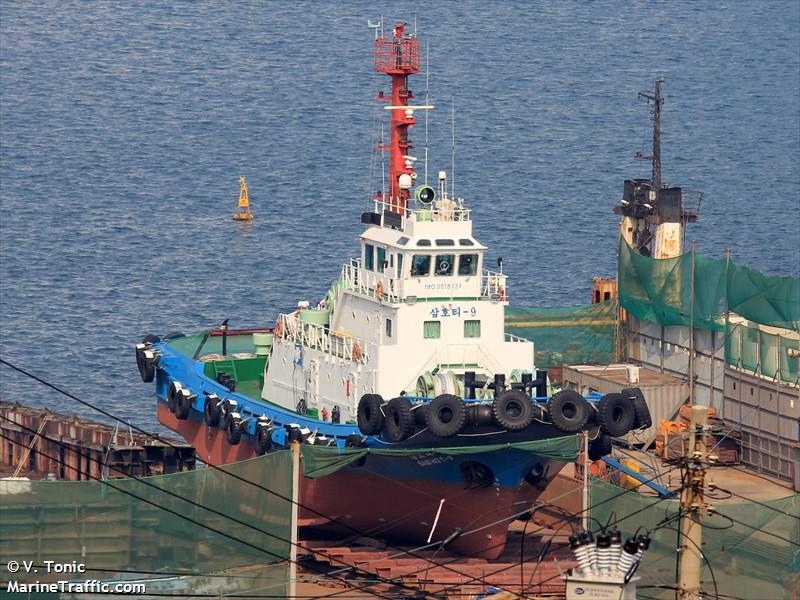 samho t-9 (Tug) - IMO 9618434, MMSI 440016540, Call Sign DSQZ7 under the flag of Korea