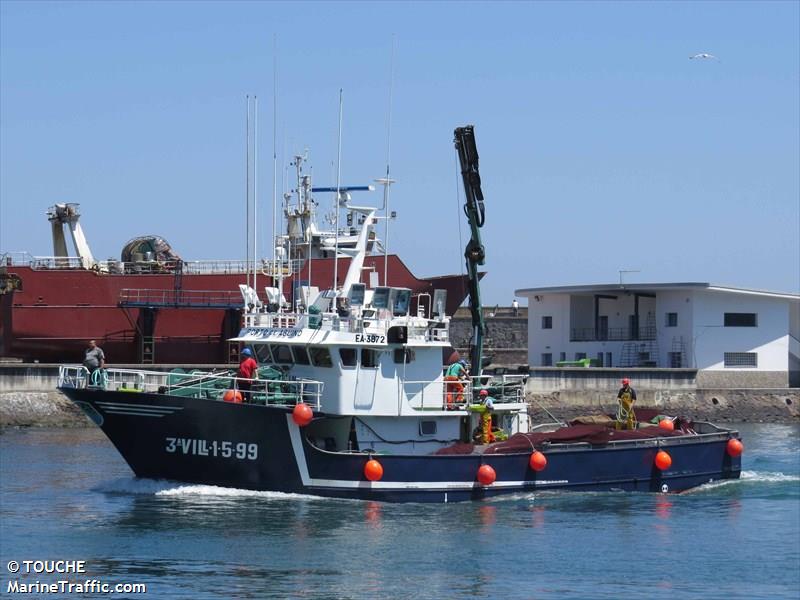 porto de aguino (Fishing vessel) - IMO , MMSI 224106650, Call Sign EA3872 under the flag of Spain