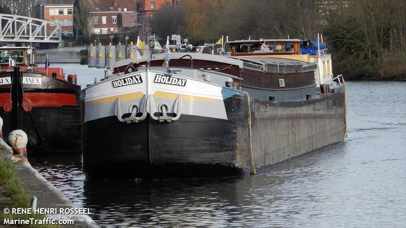 holiday (Cargo ship) - IMO , MMSI 226003970, Call Sign FM4582 under the flag of France
