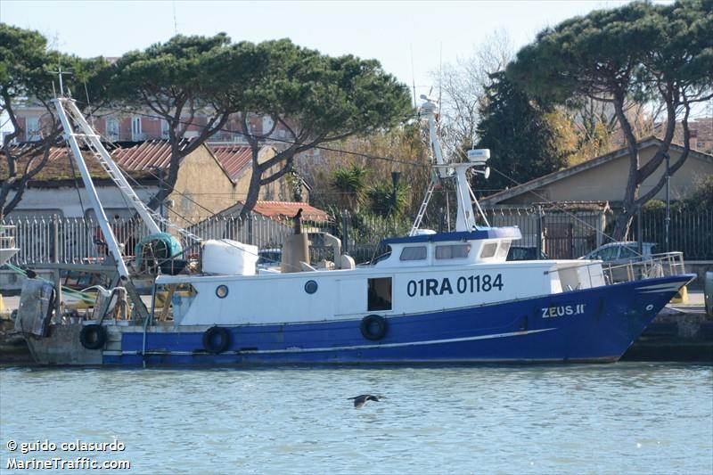 zeus ii (Fishing vessel) - IMO , MMSI 247053910, Call Sign IOWB under the flag of Italy