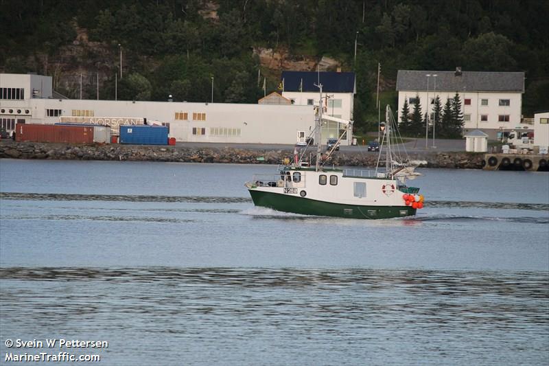 harvest moon (Fishing vessel) - IMO , MMSI 257163120, Call Sign LK 4257 under the flag of Norway