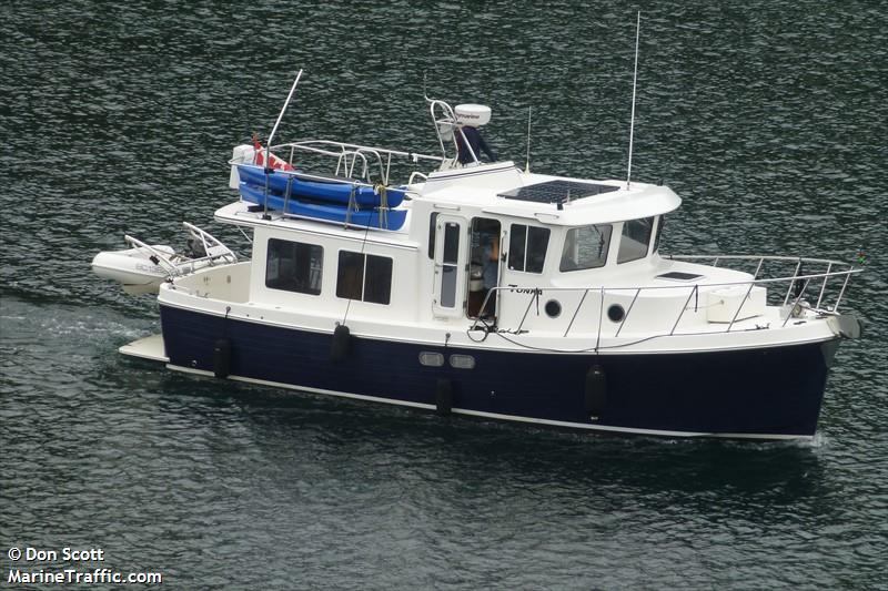 tonka (Pleasure craft) - IMO , MMSI 316017182 under the flag of Canada