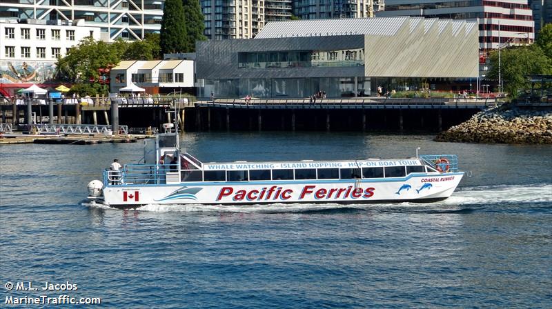 coastal runner (Passenger ship) - IMO , MMSI 316034412 under the flag of Canada