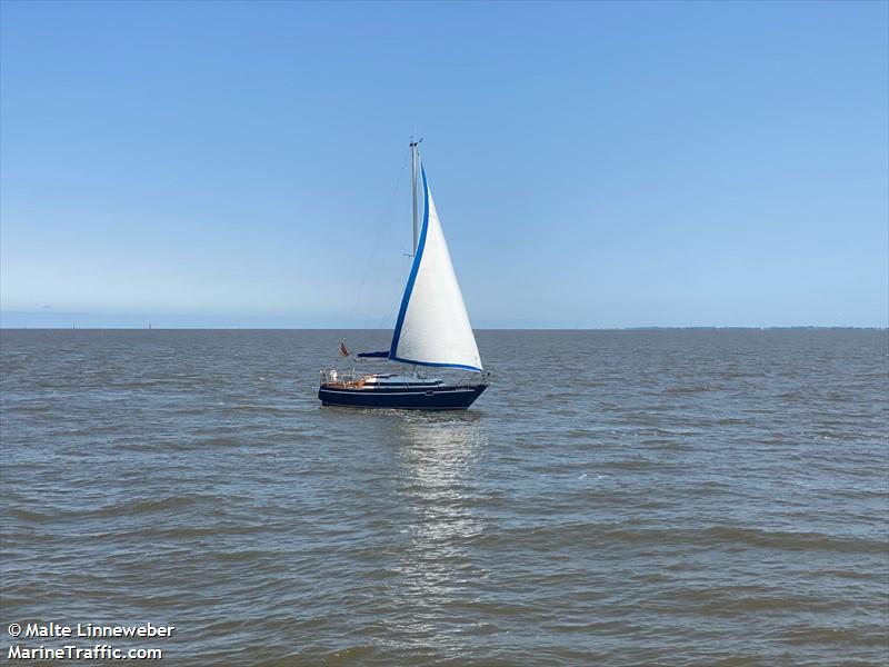 hol di fuchtig (Sailing vessel) - IMO , MMSI 211785040, Call Sign DJ9591 under the flag of Germany
