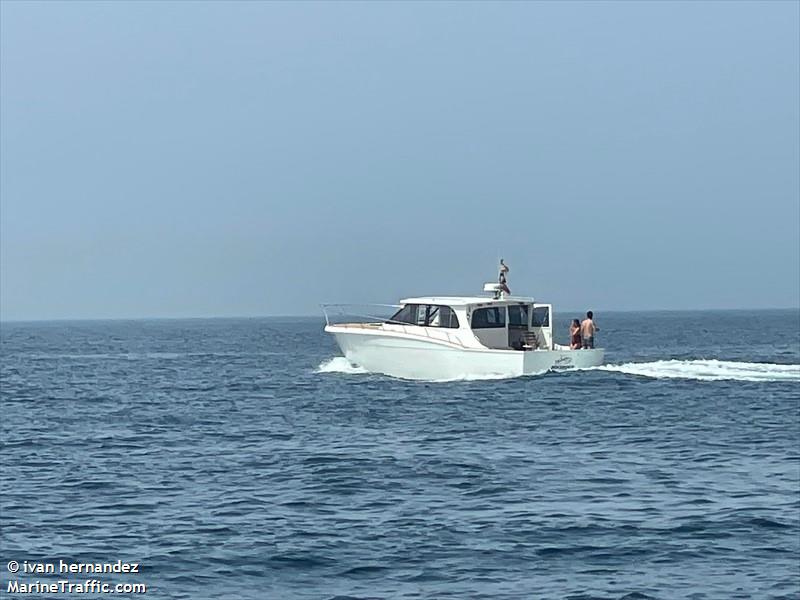 bokeron iii (Pleasure craft) - IMO , MMSI 224068270, Call Sign EA6640 under the flag of Spain