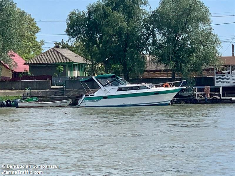 melissa (Pleasure craft) - IMO , MMSI 232025411 under the flag of United Kingdom (UK)