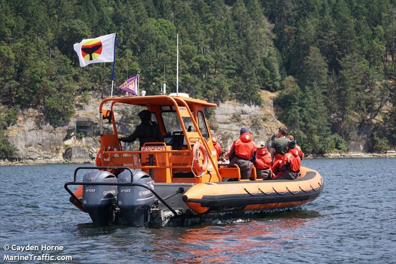 cascadia (Passenger ship) - IMO , MMSI 316036809 under the flag of Canada