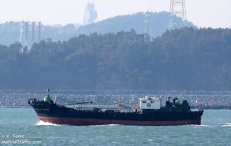 keum kang (Tanker) - IMO , MMSI 440128530, Call Sign 955212 under the flag of Korea