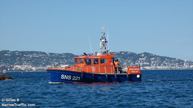 snsm sns221 (Unknown) - IMO , MMSI 227348040, Call Sign FAC8081 under the flag of France
