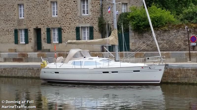 mistress e (Sailing vessel) - IMO , MMSI 235063706, Call Sign 2AXH8 under the flag of United Kingdom (UK)