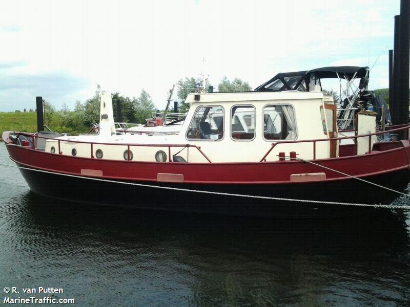 paradox (Pleasure craft) - IMO , MMSI 244010995 under the flag of Netherlands