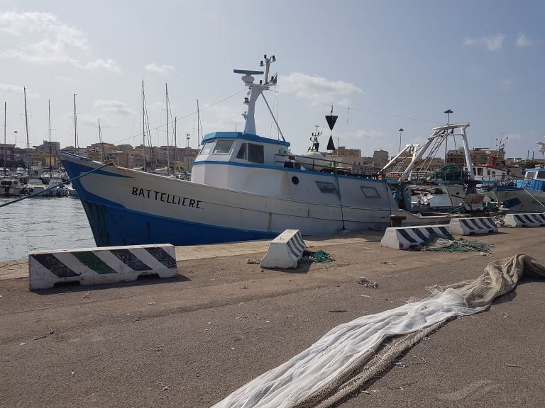 battelliere (Fishing vessel) - IMO , MMSI 247150990, Call Sign ITFB under the flag of Italy