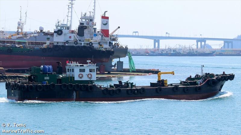 shinsung (Tanker) - IMO , MMSI 440117640, Call Sign 070606 under the flag of Korea