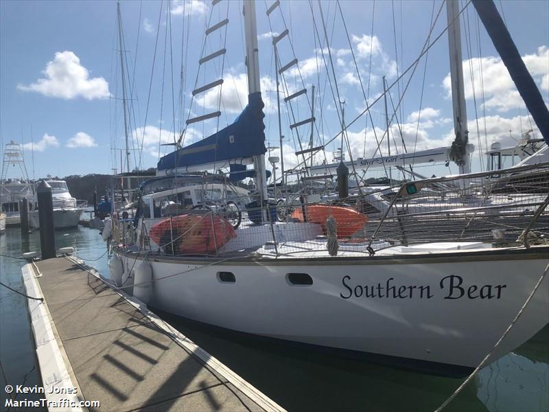 southern bear (Sailing vessel) - IMO , MMSI 512006943, Call Sign ZMX5878 under the flag of New Zealand