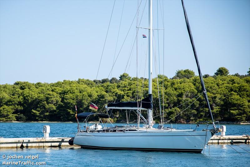 tatana (Sailing vessel) - IMO , MMSI 211742520, Call Sign DD9221 under the flag of Germany