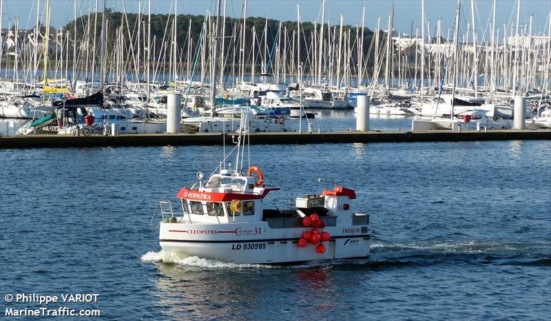 fv rozenne 2 (Fishing vessel) - IMO , MMSI 227164210, Call Sign FAA8610 under the flag of France