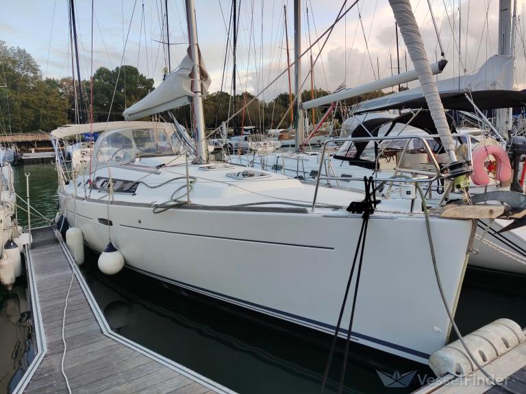 ijin (Sailing vessel) - IMO , MMSI 227463090, Call Sign FAE3069 under the flag of France