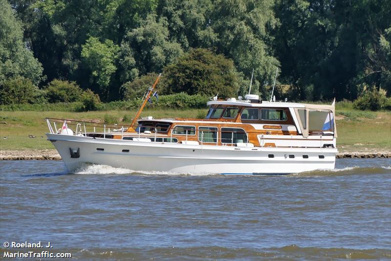 enigma (Pleasure craft) - IMO , MMSI 244740927, Call Sign PF5095 under the flag of Netherlands
